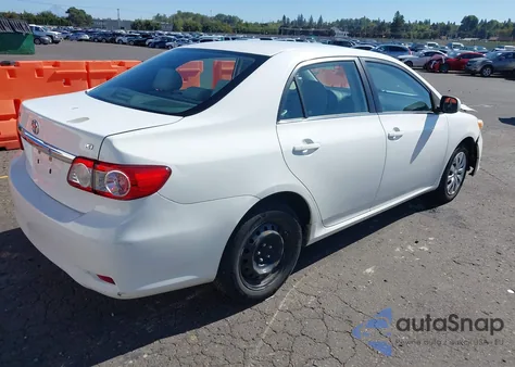 2013 Toyota Corolla Le z USA, uszkodzony, nr VIN 5YFBU4EE0DP076323